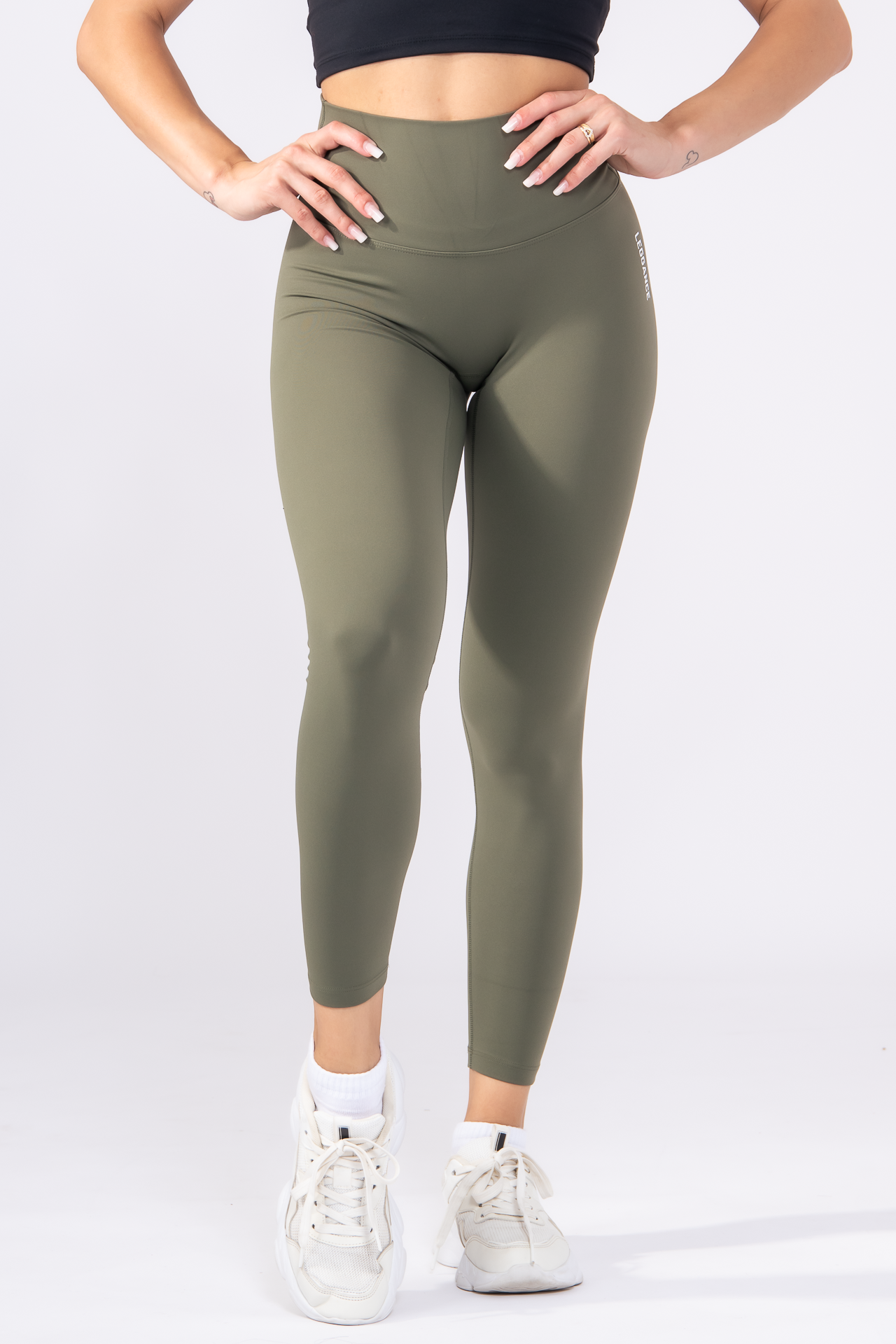 Tar-Green